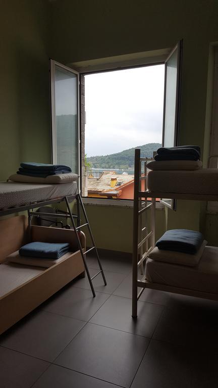 Ostello Porto Venere Екстериор снимка